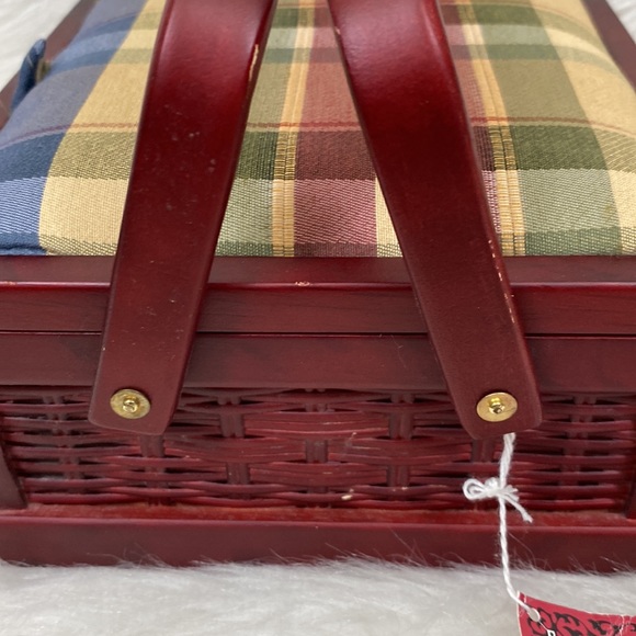 Designer Collection Plaid Sewing Basket - Picture 5 of 16